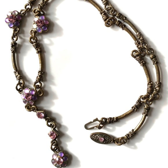 Vintage Style Necklace With Gemstone Flowers - Picture 2 of 5